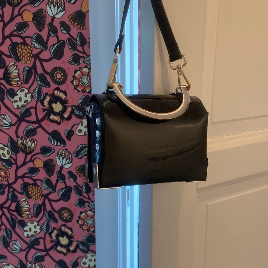 Svart handväska  - 90
