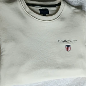 Gant tröja herr - Jättefin offwhite gant tröja. Endast använd ett par gånger. Köparen betalar frakt 