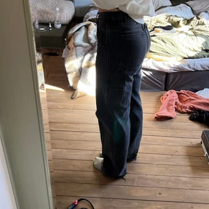 Carpenter pants  - Bra skick. Köparen står för eventuell frakt. 🌸