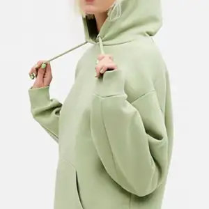 Grön hoodie i stolek s från monkie! Skriv för fler frågor💕