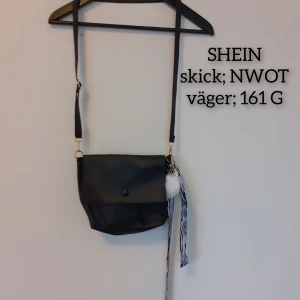NY/NWOT SHEIN VÄSKA - NY/NWOT SHEIN VÄSKA