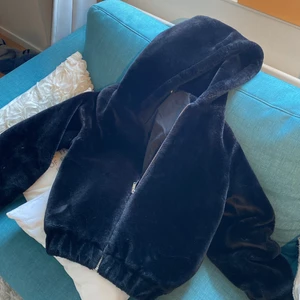 Teddyjacka - Så söt teddyjacka i nyskick 💕💕