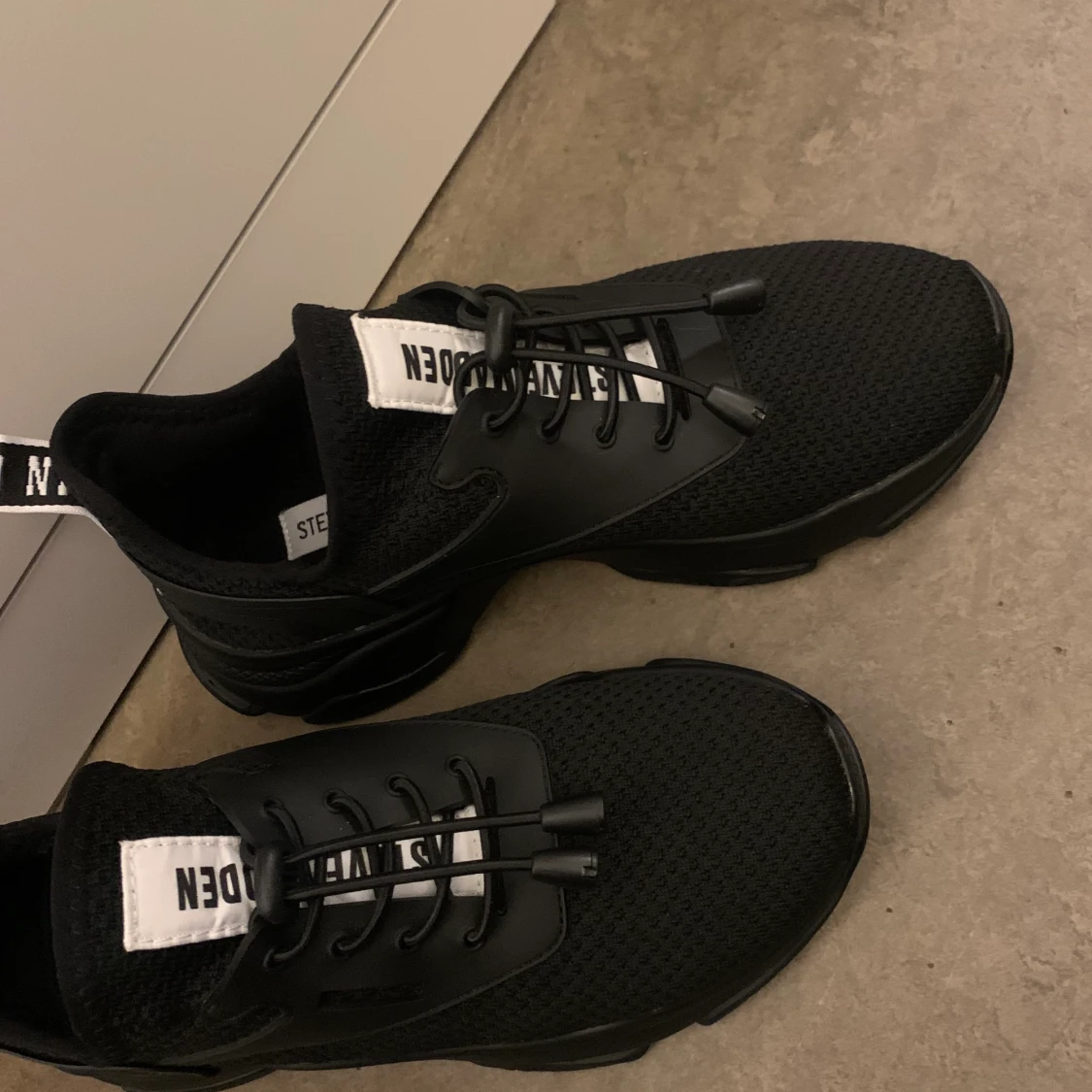 Steve Madden sneakers  - 90