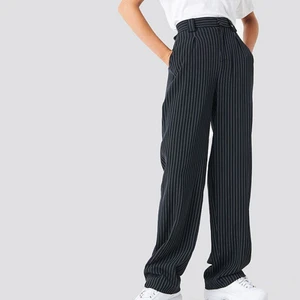 NAKD KOSTYMBYXOR  - Säljer dessa kostymbyxor från NAKD strl 36! Jättefint skick!! 250kr💓