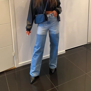 Jeans - Så coola jeans köpta på H&M 💙💙