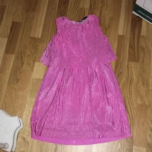 Klänning - Rosa typ glitter klänning