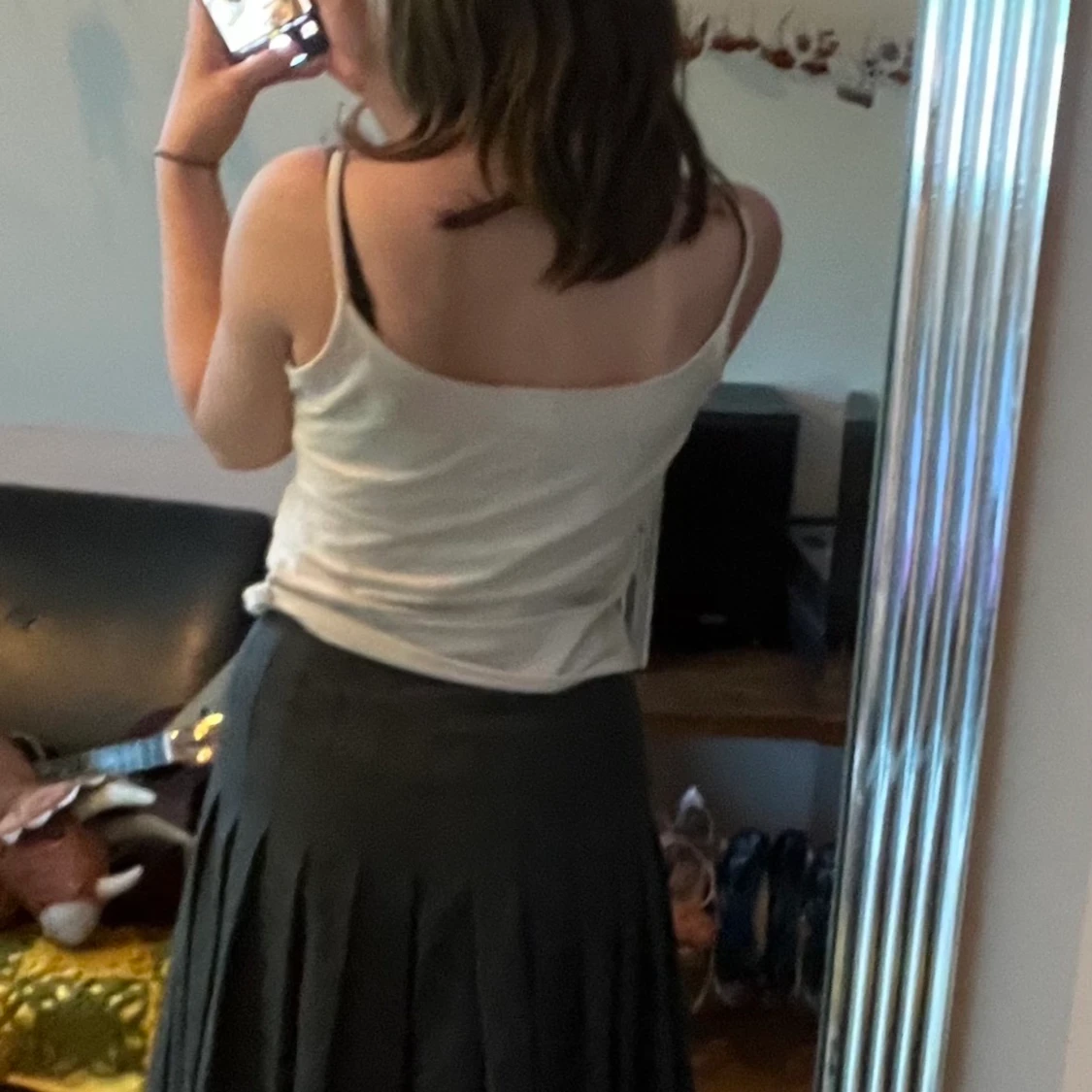 Grå kjol/short av ull och cashmere.   - 90