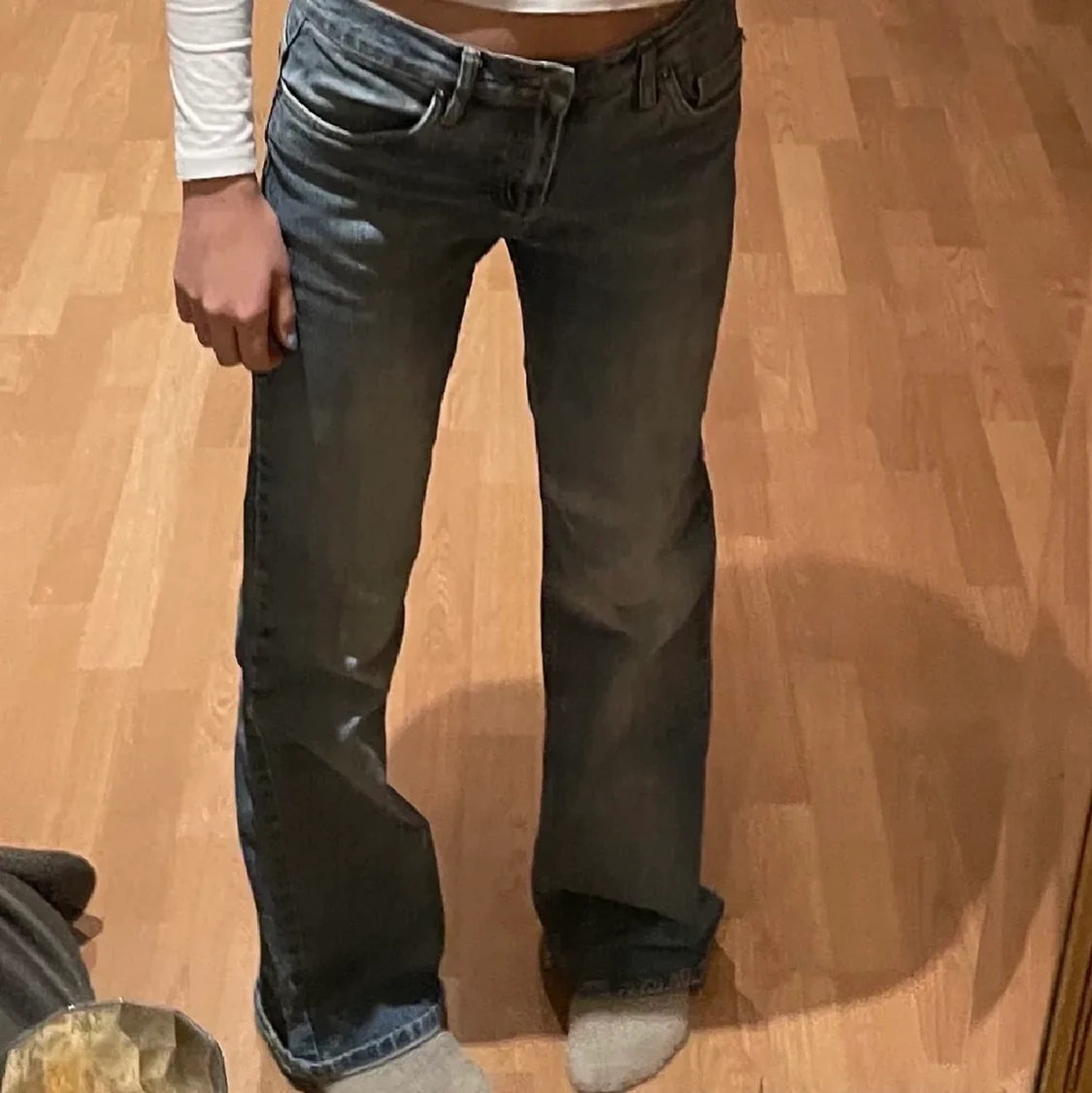 lågmidjade jeans