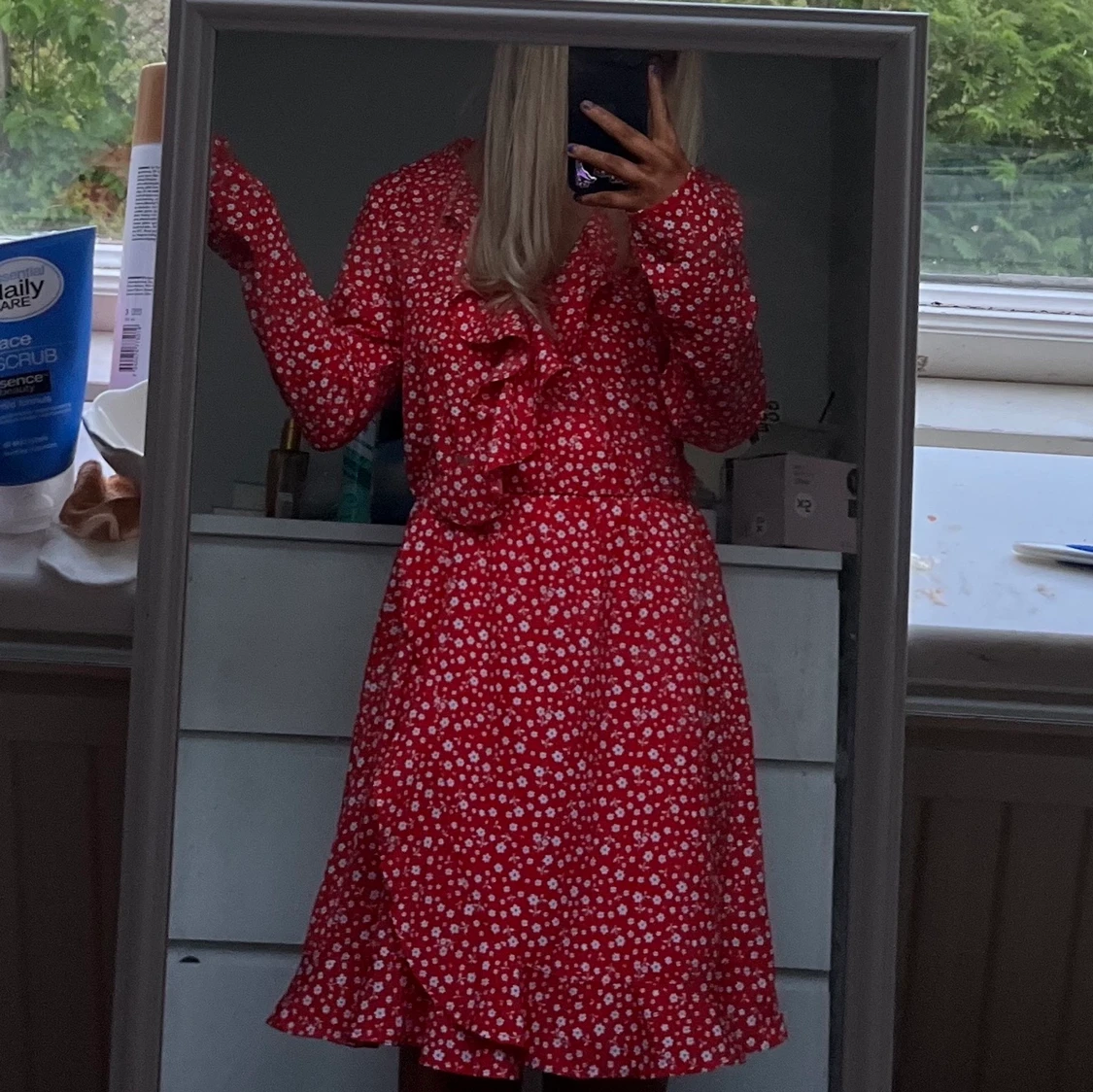 Blommig klänning - 91