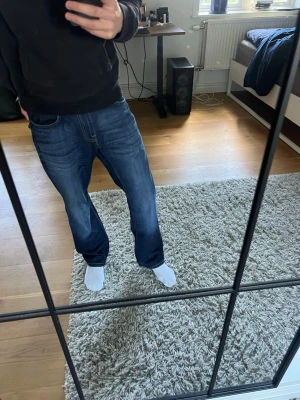 Lee jeans - Lee jeans i storlek W30 L30 (passar L32 också) | Straightfit| Inga defekter | Skriv gärna vid frågor eller funderingar |🙌🙌🙌