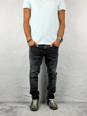 Nudie jeans  - Ett par riktigt snygga jeans från Nudie i storlek W30 L30 i modellen Skinny Lin