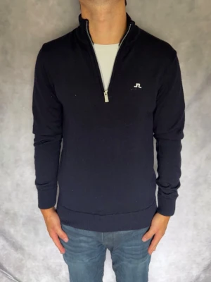 J.lindeberg zip - J.lindeberg zip i storlek M | Mycket fint skick | Orginal pris ca 1600 | 