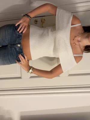 Off shoulder topp - Fin ribbad off shoulder topp från H&M stl xs💕
