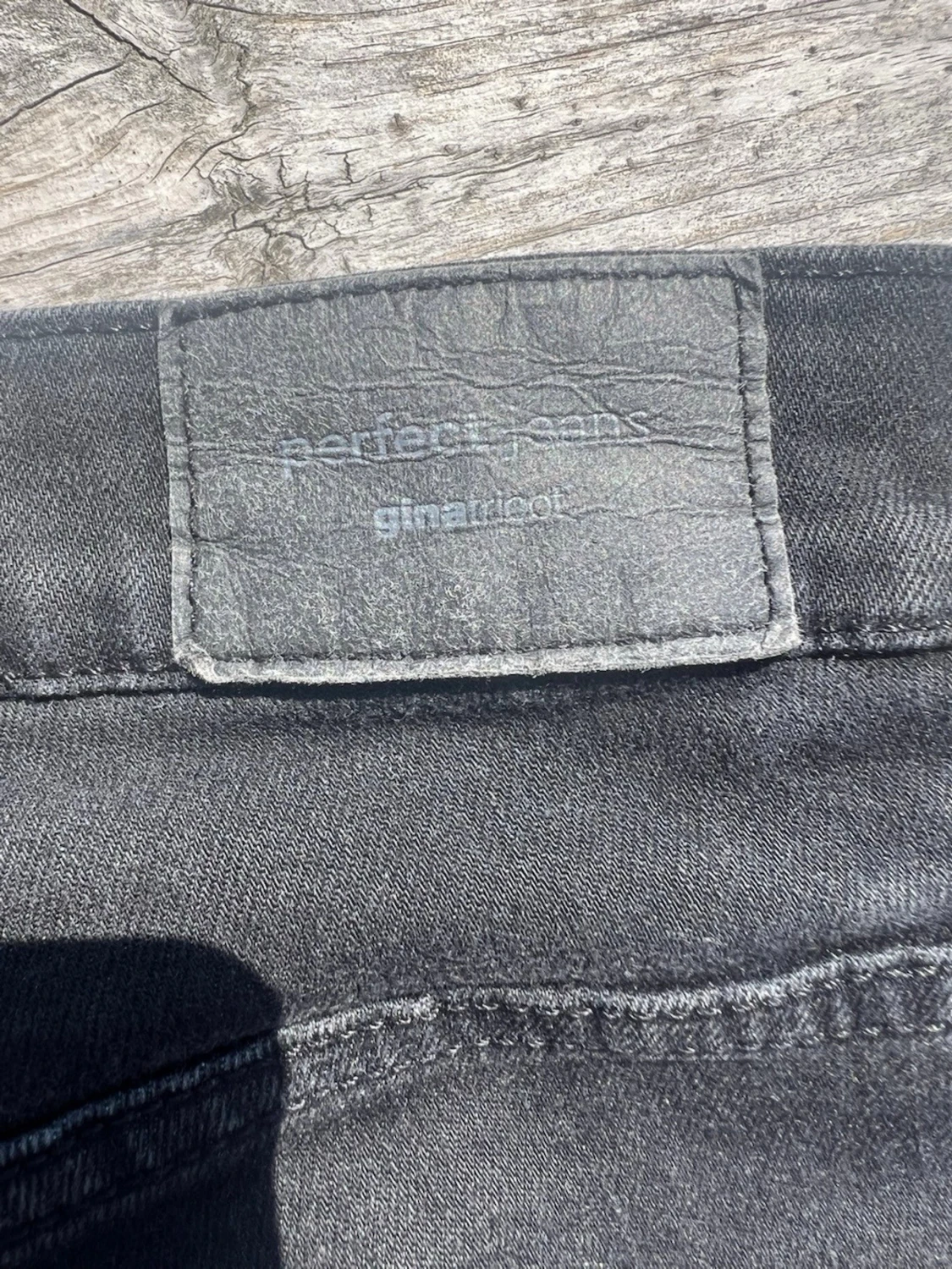 Svarta bootcut jeans från Perfect Jeans/Gina Tricot - 4