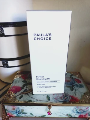 Ny Paula's Choice  Perfect Cleansing Oil Paulas Choice - Ny oöppnad förpackning 🌸 Rengöringsolja från Paula's Choice med solros- och kokosolja. Passar alla hudtyper och tar effektivt bort makeup och orenheter. Fullsize 118 ml.