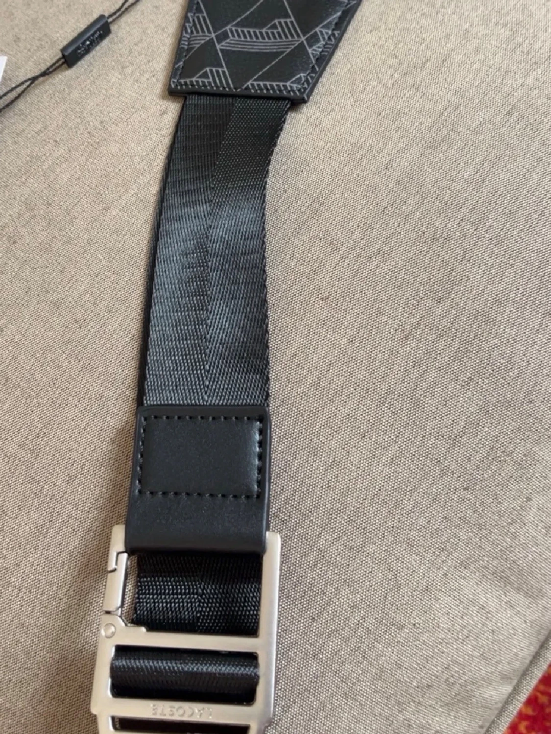 Svart magväska från Lacoste - 1