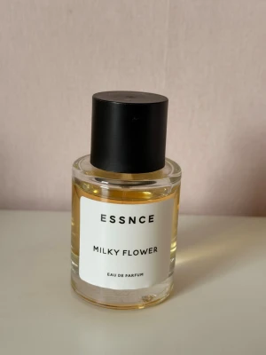 Essnce Milky flower - Essnce EDP Milky Flower