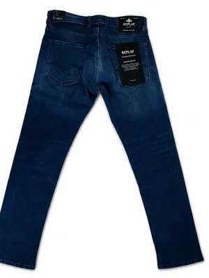 Replay jeans - Helt nya replay jeans för endast 699 kr! Färgen är blå denim och modellen är grover. Passar bra till den som vill ha nya och fräscha jeans utan att behöva betala nypris. Originalpriset på dessa är 1499 kr
