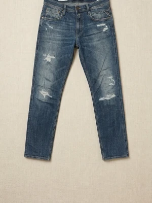 Blå slitna skinny jeans - Replay anbass med slitningar i storlek 32/32. Väldigt fint skick. Pris kan diskuteras 