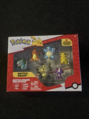 Pokémon battle figure multi-pack med 6 figurer - Helt nytt och oöppnat Pokémon Battle Figure Multi-Pack med 6 figurer (Pikachu, Bulbasaur, Charmander, Squirtle, Mimikyu, Toxel). Perfekt som present!  Brand new and sealed Pokemon Battle Figure Multipack (6 figures). Factory sealed box, perfect condition. Kommer med några Pokémon kort också som du kan välja 3st! Jag skickar paketet snabbt o smidigt!   OBS! PRIS KAN DISKUTERAS VID SNABB ÄFFAR