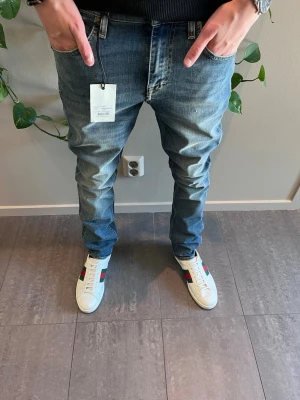 Tiger of Sweden jeans nya - Helt nya jeans ifrån tiger of Sweden med prislappen kvar på. Storleken är W29 L32. Kvitto kan visas privat
