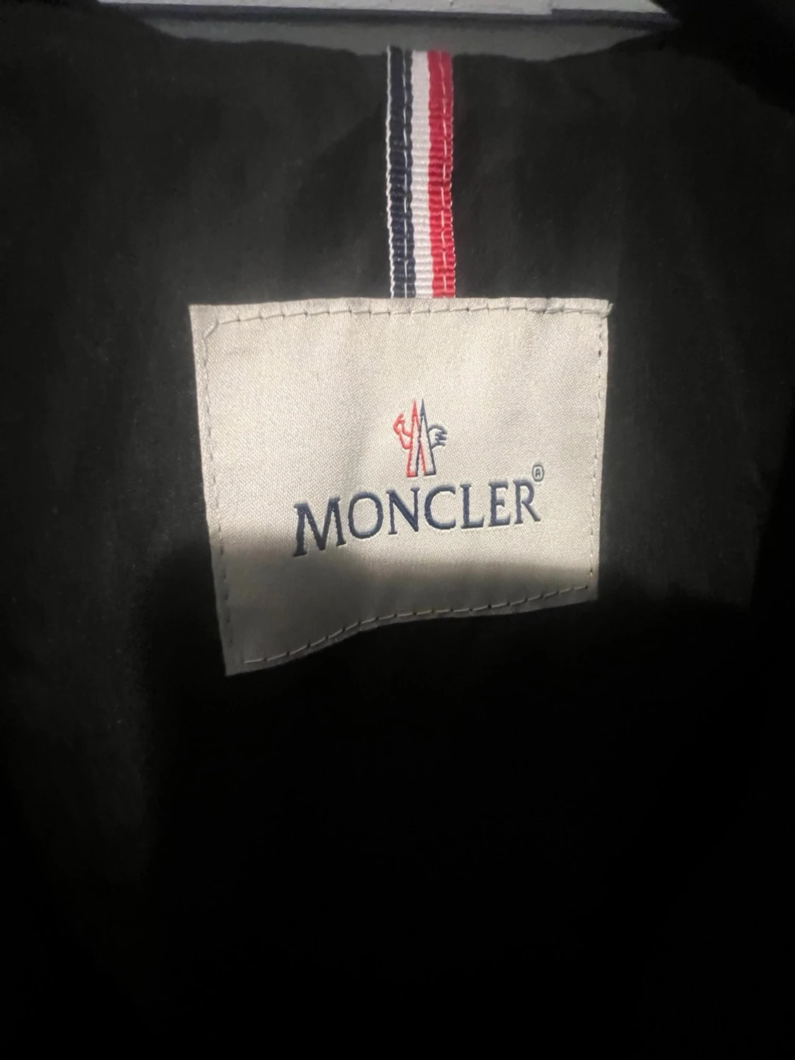 Svart vindjacka från Moncler - 3