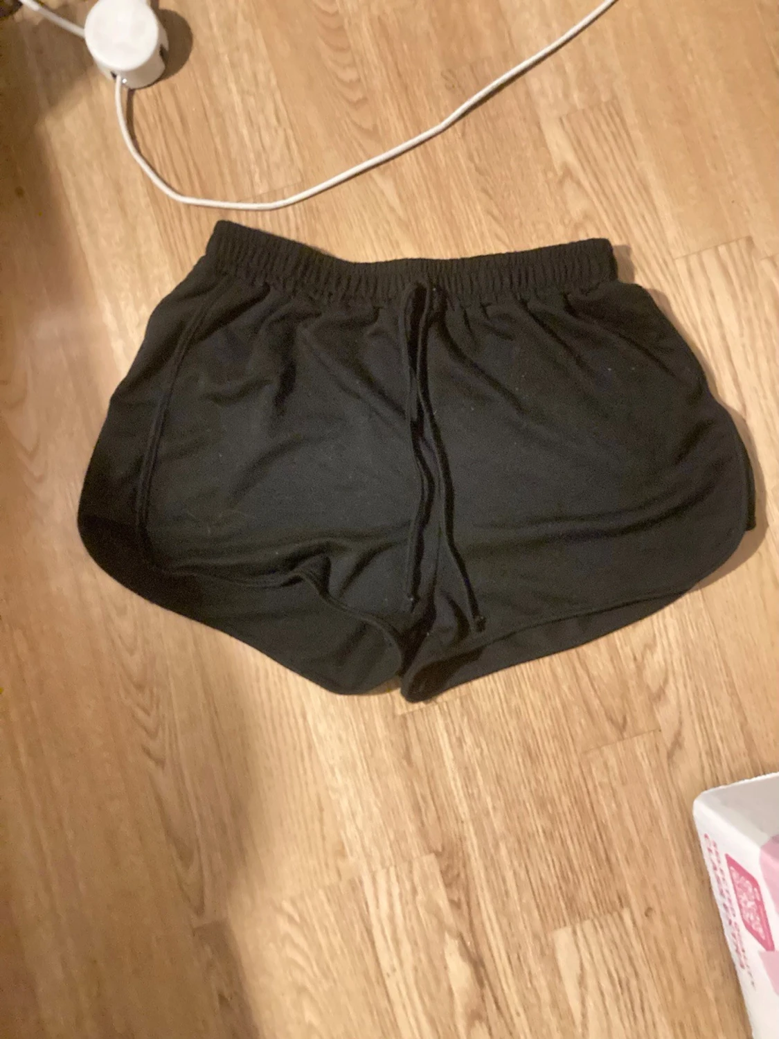 Svarta korta mjukis shorts, storlek M