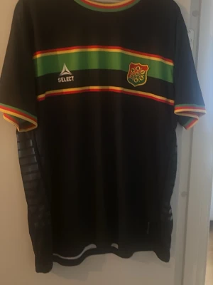 Gais  - Gais tröja i storlek XL sitter som en L