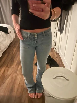 Nelly jeans  - Knappt använda Nelly jeans! 