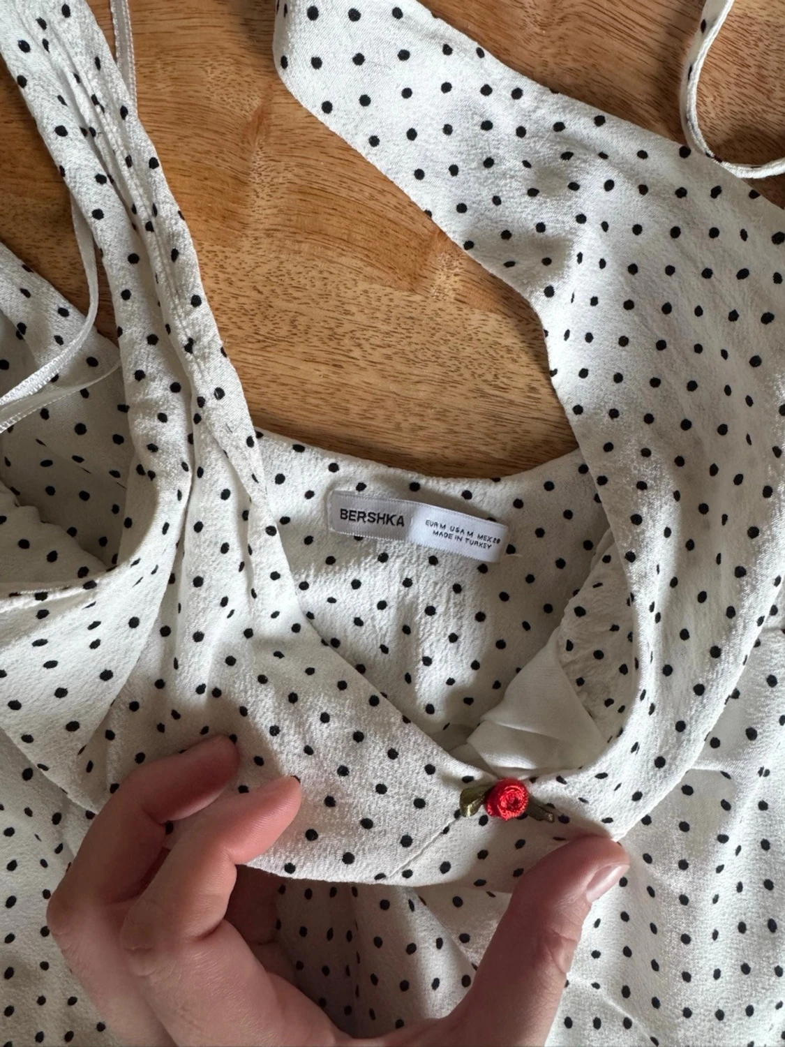 Prickig klänning - 2