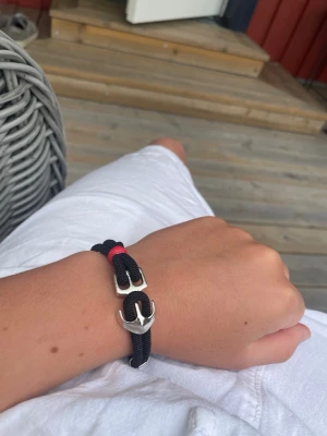 Ankar armband - Ankar armband svart grish armband
