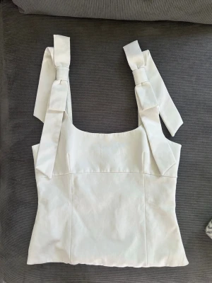zara topp - supersöt topp från zara💗jättebra skick !