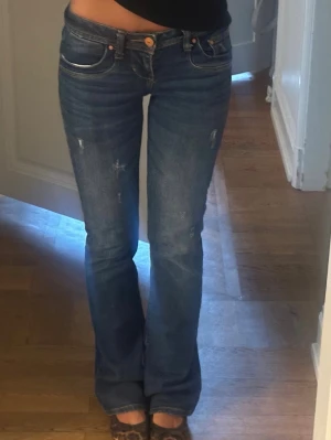 Ltb jeans - Snygga bootcut LTB jeans! Strl 26/34. Modell valerie. Nypris 800kr.