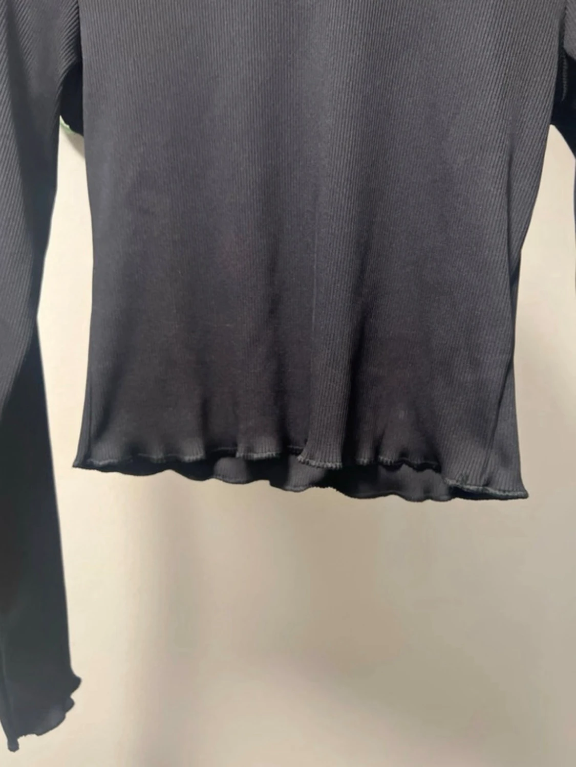 Svart ribbad polotopp från Nike - 4
