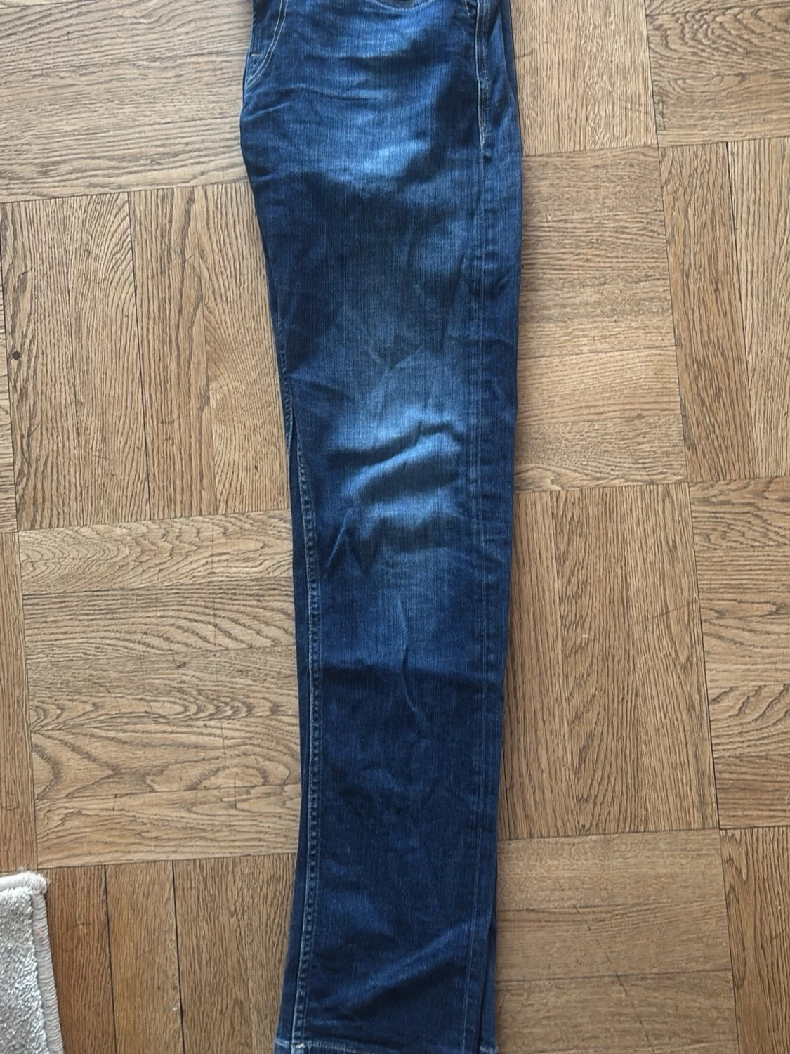 Mörkblå jeans från Replay - 3