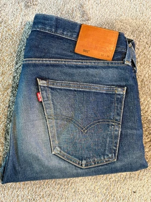 Levi's 501  - Levi’s jeans||Skick 9/10||Storlek W33/L34||Modell 501||Skriv vid minsta intresse||
