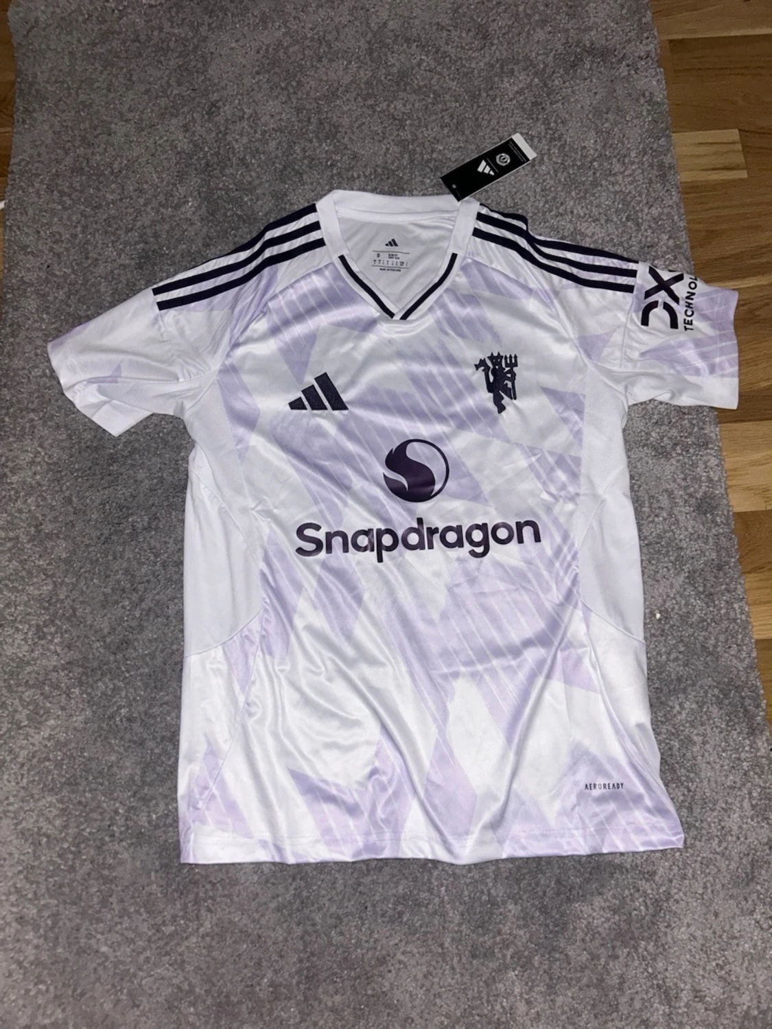Vit Manchester United tröja från Adidas 