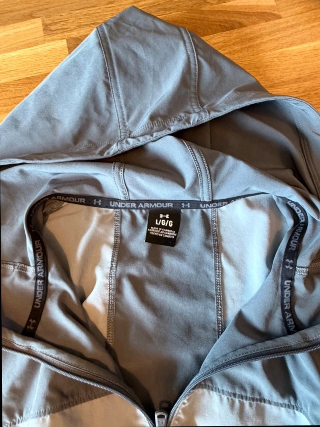 Grå vindjacka från Under Armour - 4