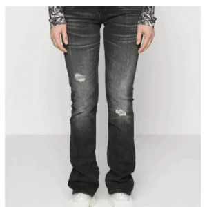 Ltb jeans - Säljer dessa jätte snygga och populära jeans från LTB💘 de är bra skick! 