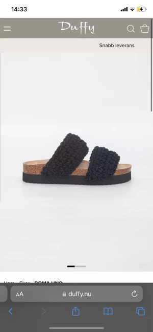 Flätade tofflor - Intressekoll på mina jättefina svarta inuiiki liknande tofflor, älskar dem men tycker de är för stora så därav är de använda fåtal gånger💞💞säljer vid bra bud, nypris 550kr !TRYCK INTE PÅ KÖP NU! Skriv privat för egna bilder 