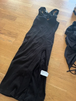 Klänning  - En klänning från chiquelle aldrig använt, köpt för 450