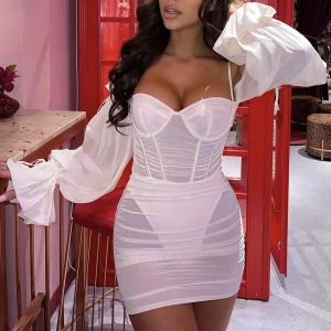 vit klänning i mesh - använd endast till bild 🤍