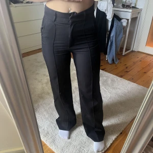 Kostymbyxor - Kostymbyxor från madlady i storlek  32/ L30 