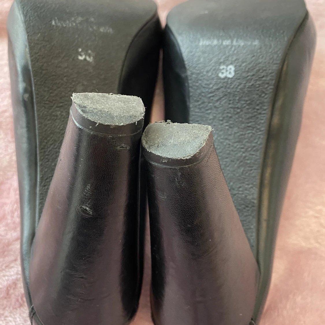 Ursnygga skinnpumps strl 38 - 91