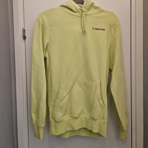 Hoodie - Endast använd 1-2 gånger