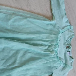 Polarn och pyret 98 - Super fin klänning polarn och pyret 