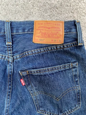Levis 501 - Levis jeans i modellen 501