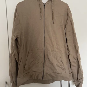 Hoodie  - Hoodie säljes. 