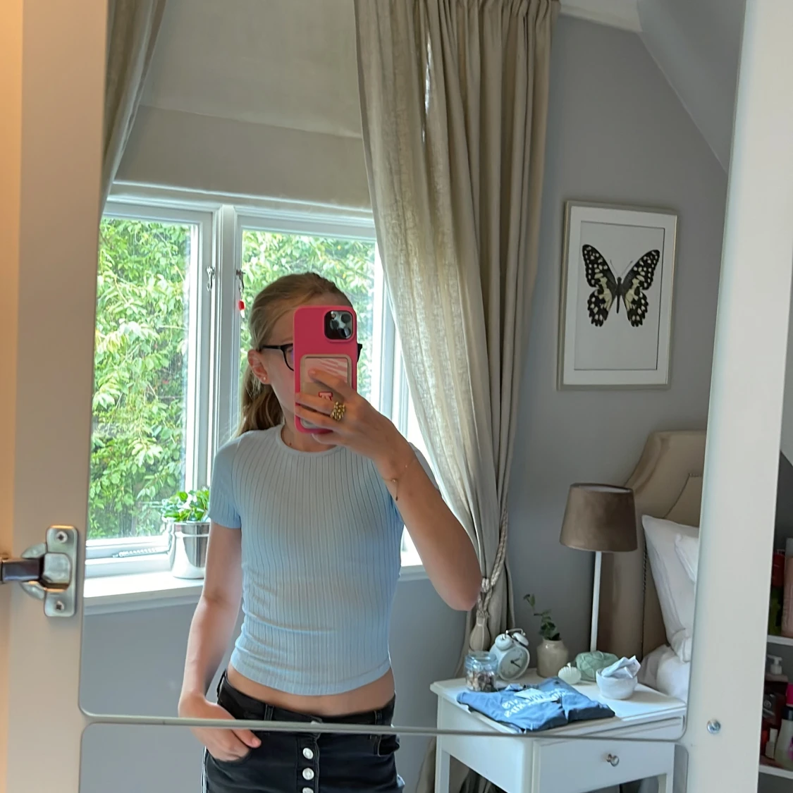 Söt topp med knytning på ryggen💙🩵