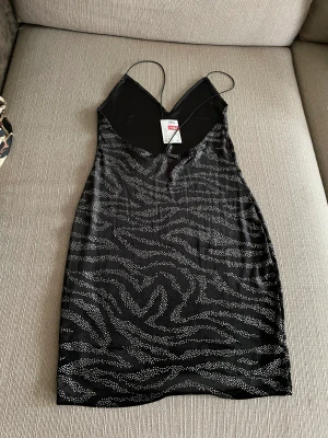 Klänning  - Klänning från H&M 